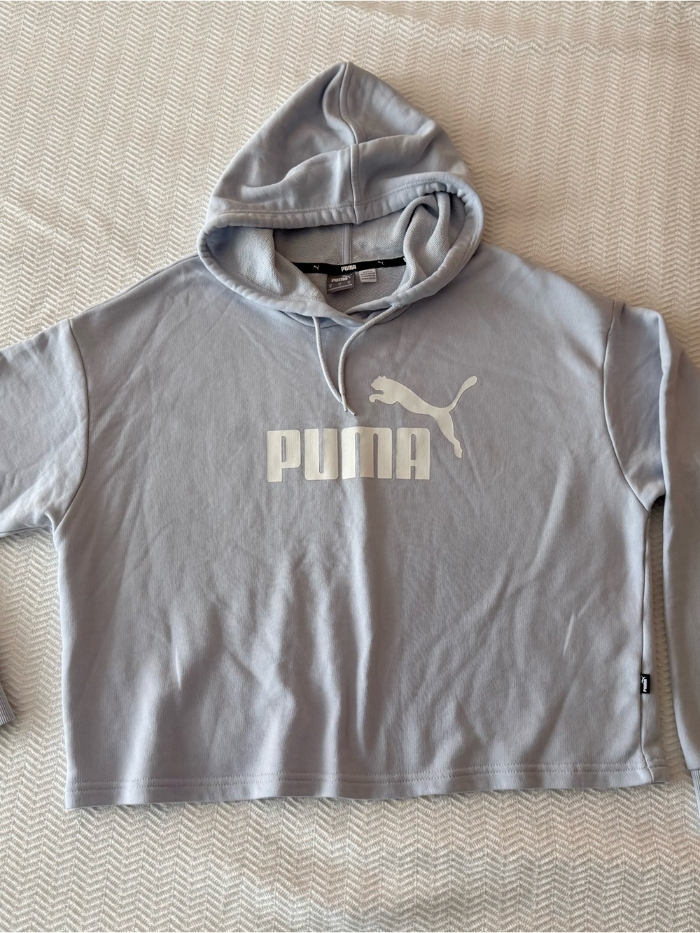 Puma Light Blue-Grey Cropped Hoodie Women’s Medium with White Logo